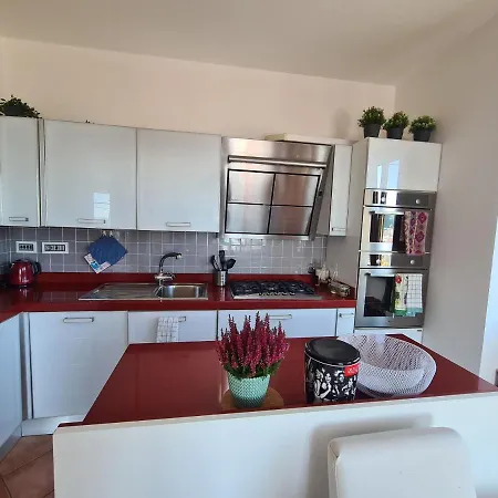 Casa Erica By Portofinovacanze Апартаменты Рапалло