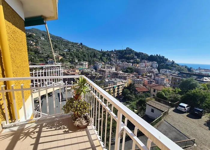 Casa Erica By Portofinovacanze Apartment Rapallo